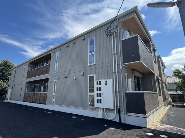 エルタスコート成田町の物件外観写真